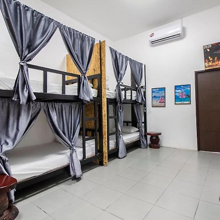 T & T Hostel 칸차나부리 외부 사진