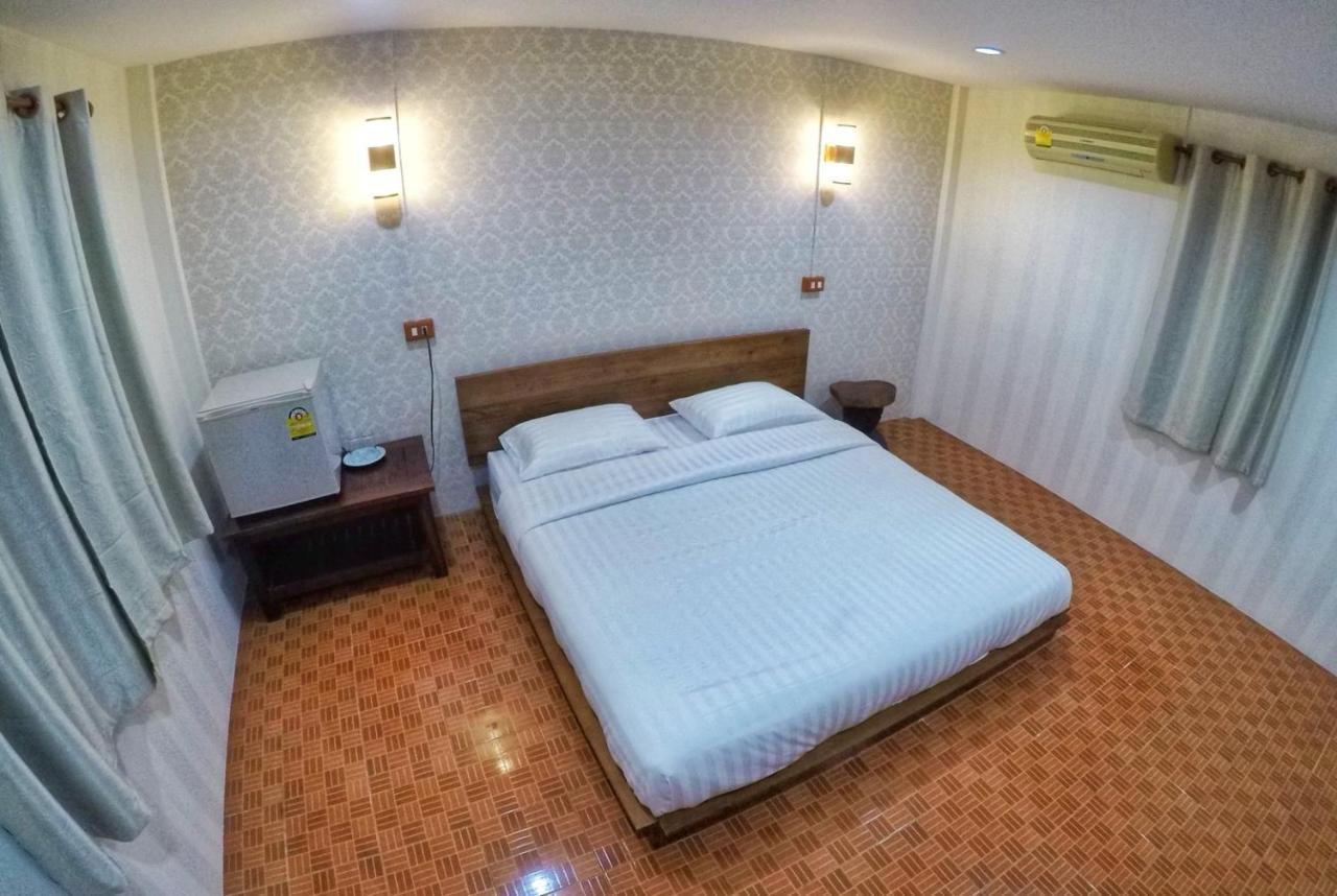 T & T Hostel 칸차나부리 외부 사진
