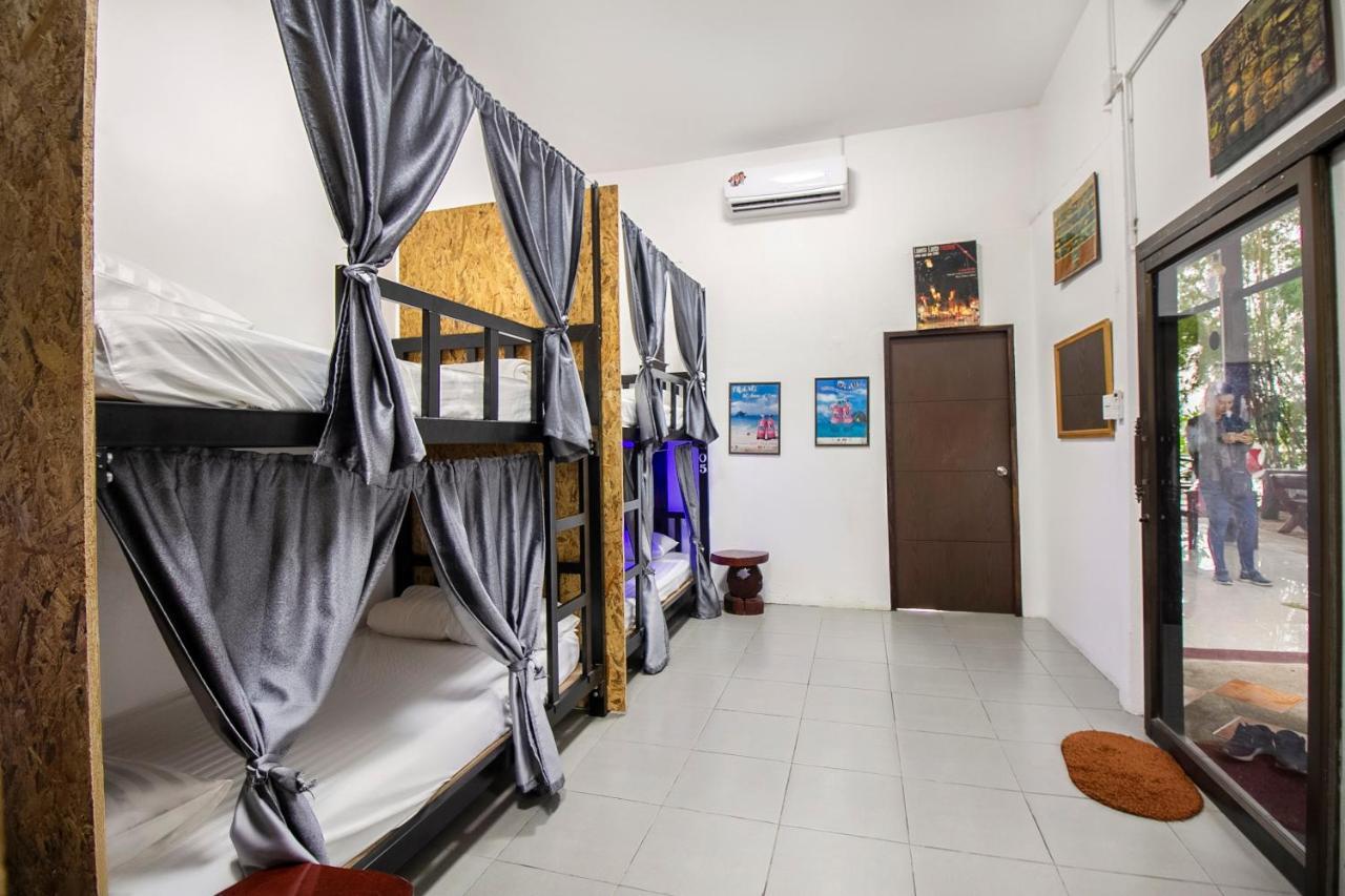 T & T Hostel 칸차나부리 외부 사진