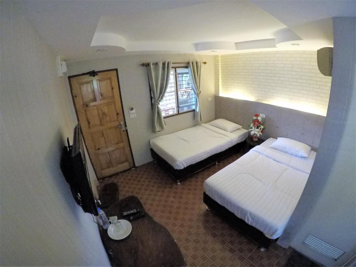 T & T Hostel 칸차나부리 외부 사진
