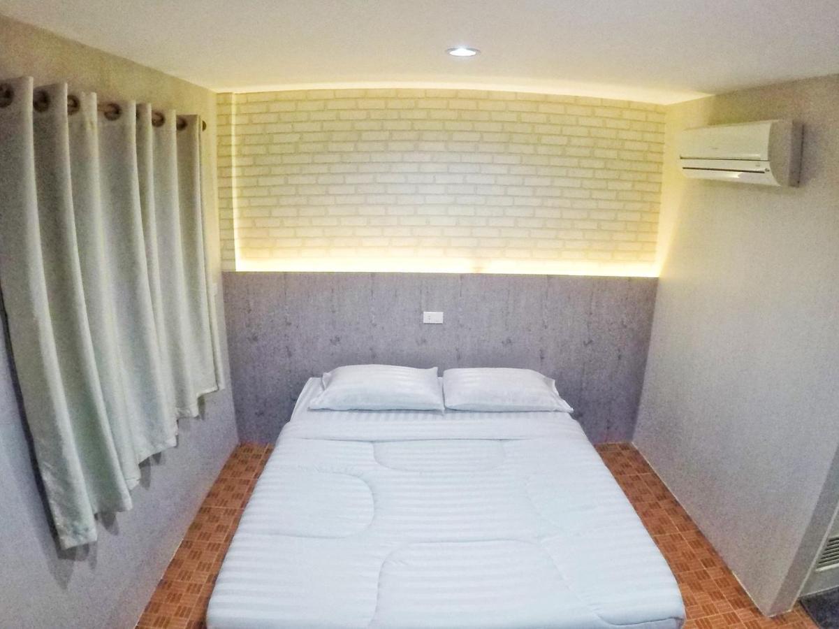 T & T Hostel 칸차나부리 외부 사진