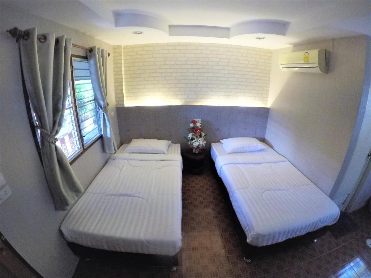 T & T Hostel 칸차나부리 외부 사진
