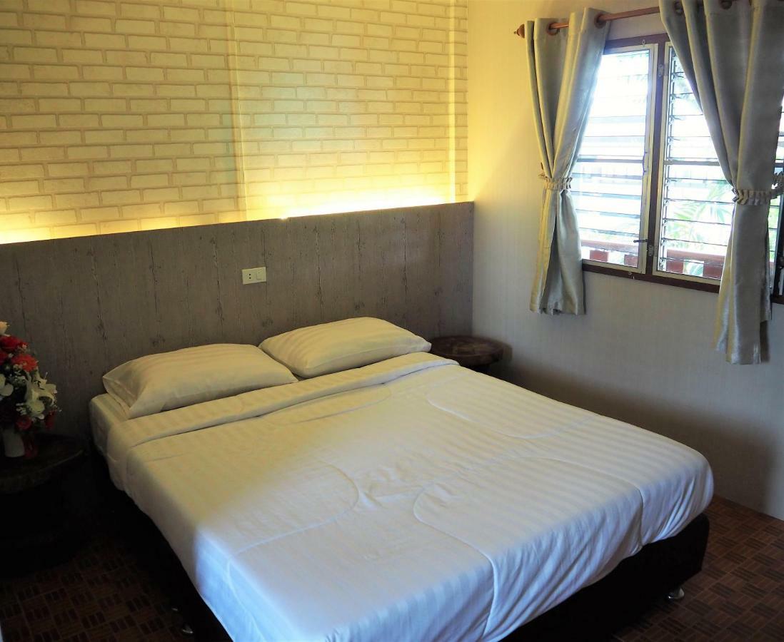 T & T Hostel 칸차나부리 외부 사진