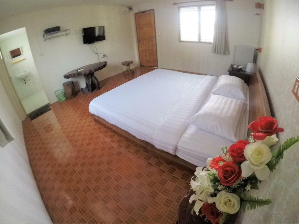 T & T Hostel 칸차나부리 외부 사진